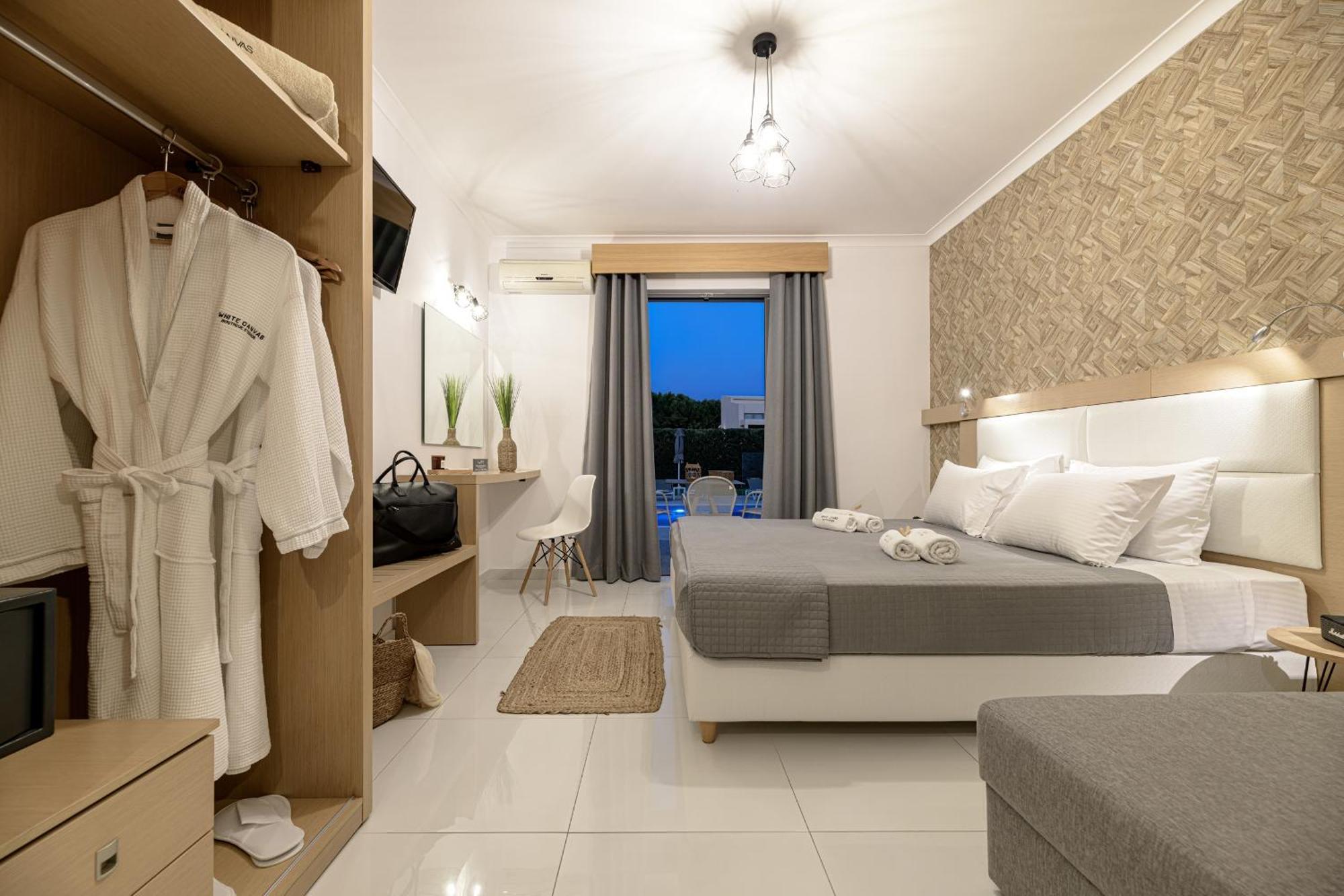 White Canvas Boutique Nocľah s raňajkami